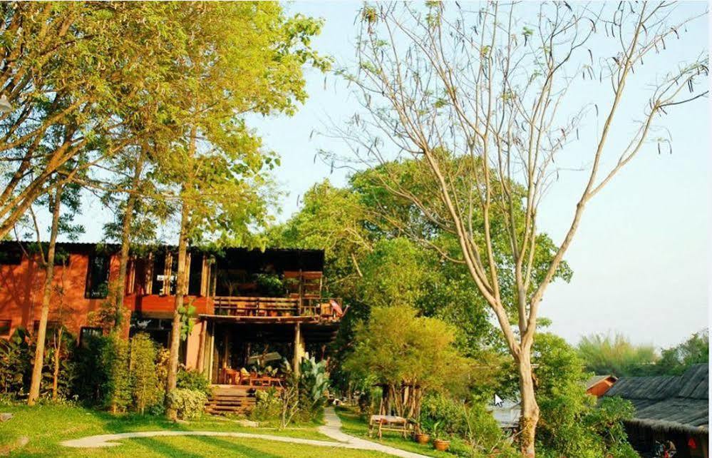 Boutique Raft Resort Sai Yok Bagian luar foto